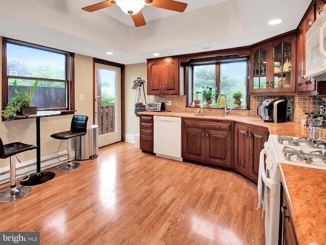 Building Photo - 3 Bells Mill Rd