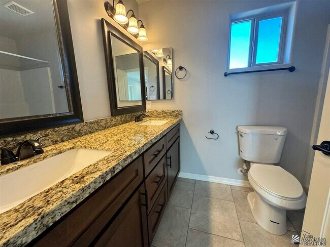 Building Photo - 13308 E 45th St