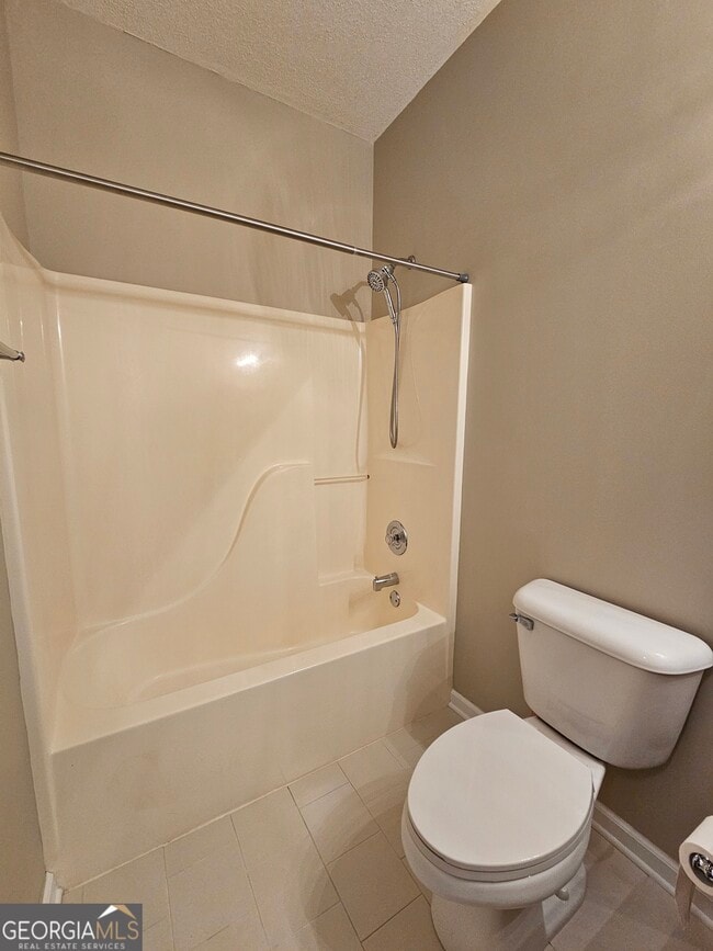 Building Photo - 407 Peachtree Club Dr