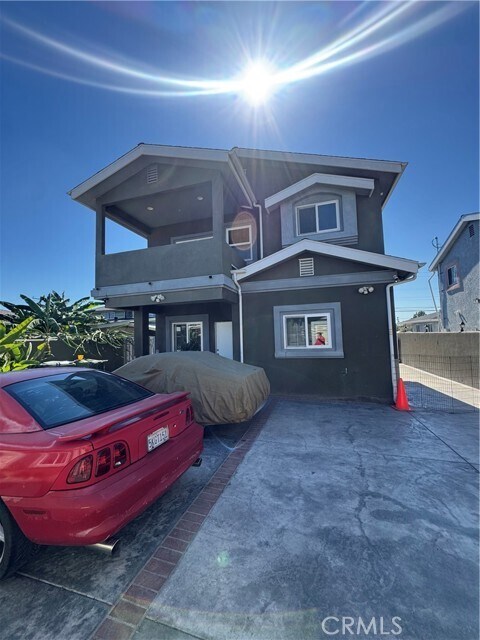 Building Photo - 3533 W 109th St