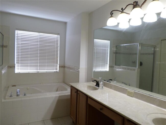 Building Photo - 19407 Sandy Springs Cir