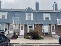 Building Photo - Gold Hill Townhome