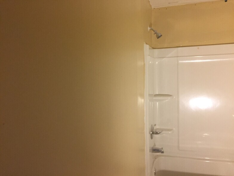 Building Photo - 5768 Aftonshire Dr