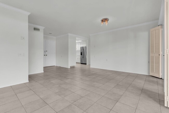 Building Photo - 2370 Via Mariposa W