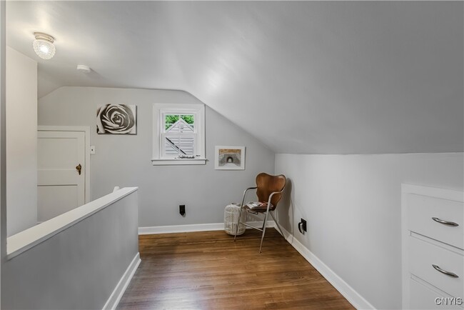 Building Photo - 67 Merritt Pl