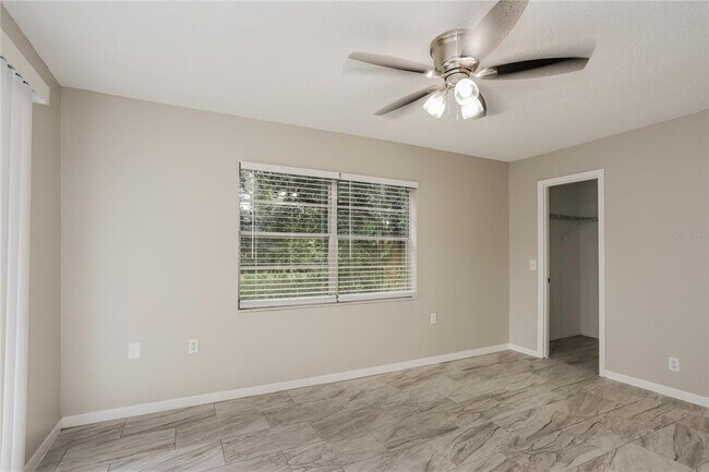 Building Photo - 1552 Foxridge Run SW