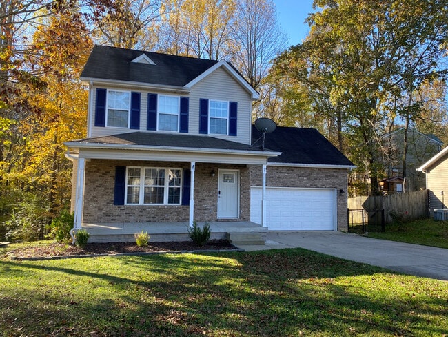 Primary Photo - Ridge Crest subdivision home with fenced y...