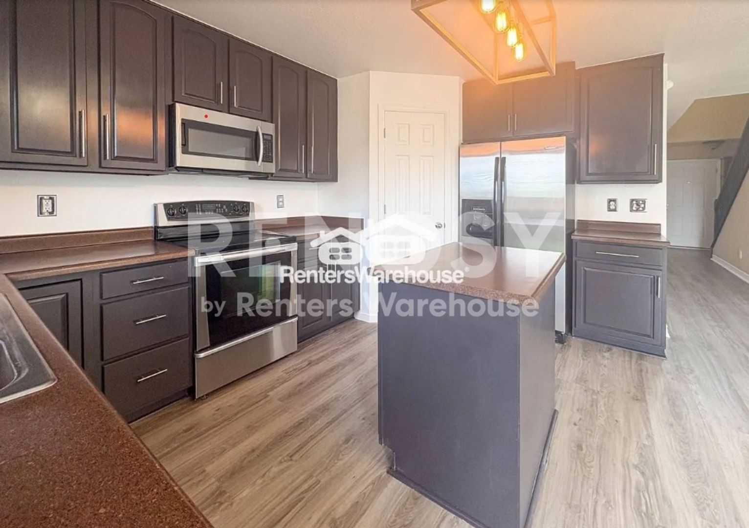 Building Photo - 12674 Jersey Cir E