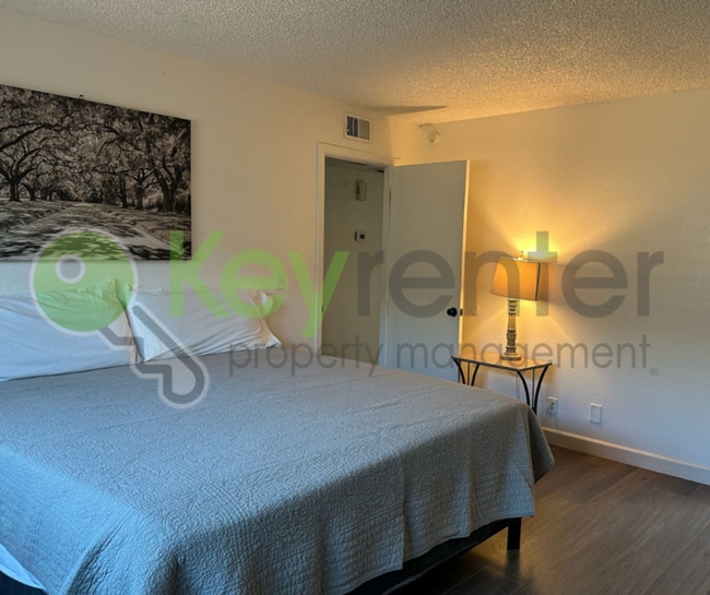 Building Photo - 5964 Moss Creek Cir