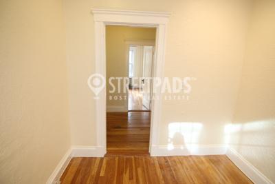 Building Photo - 1 bedroom in Boston MA 02135