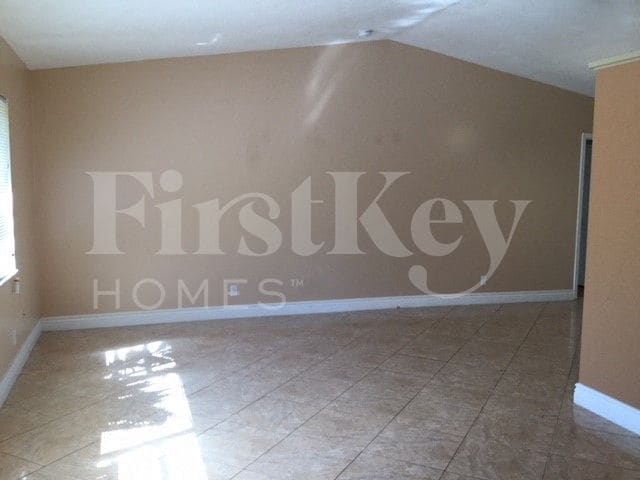 Building Photo - 9703 NW 42nd Ct