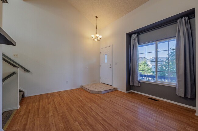 Building Photo - 5108 Hawk Springs Dr