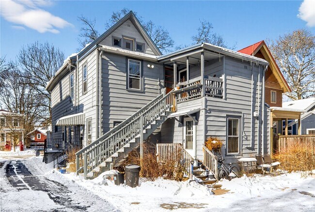 Building Photo - 607 N Cayuga St