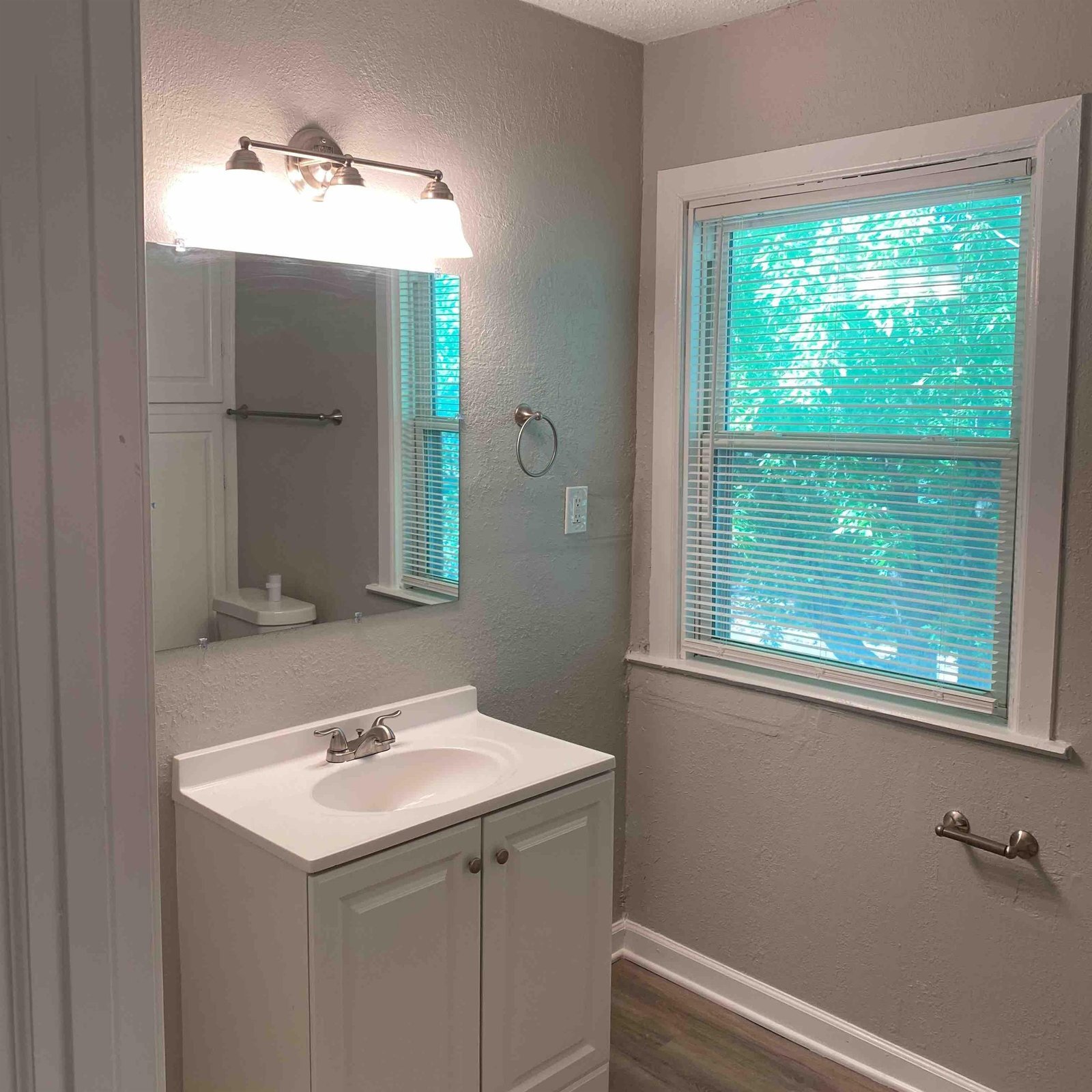 Building Photo - 111 Spruce Ave