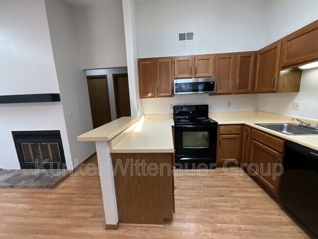 Building Photo - 177 Eagle Ridge