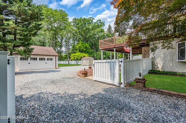 Building Photo - 1280 Whitesville Rd