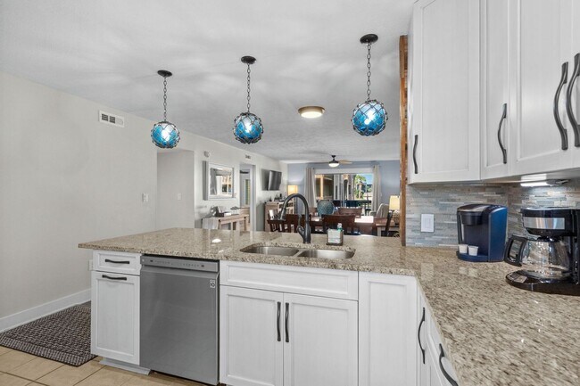 Building Photo - “Beachside Living – 2BR/2BA Condo with Ocean Views”