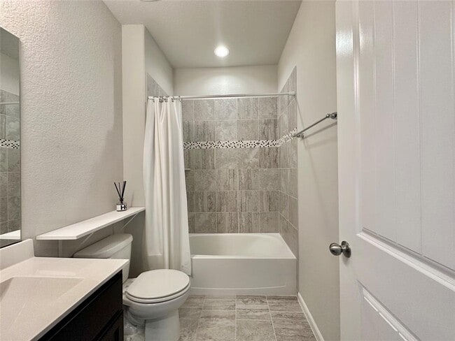Building Photo - 28707 Forest Pass Ln