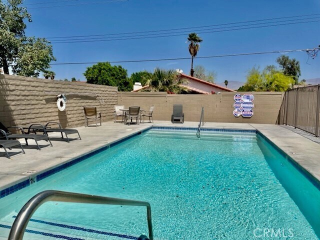 Primary Photo - 79380 Ave 42