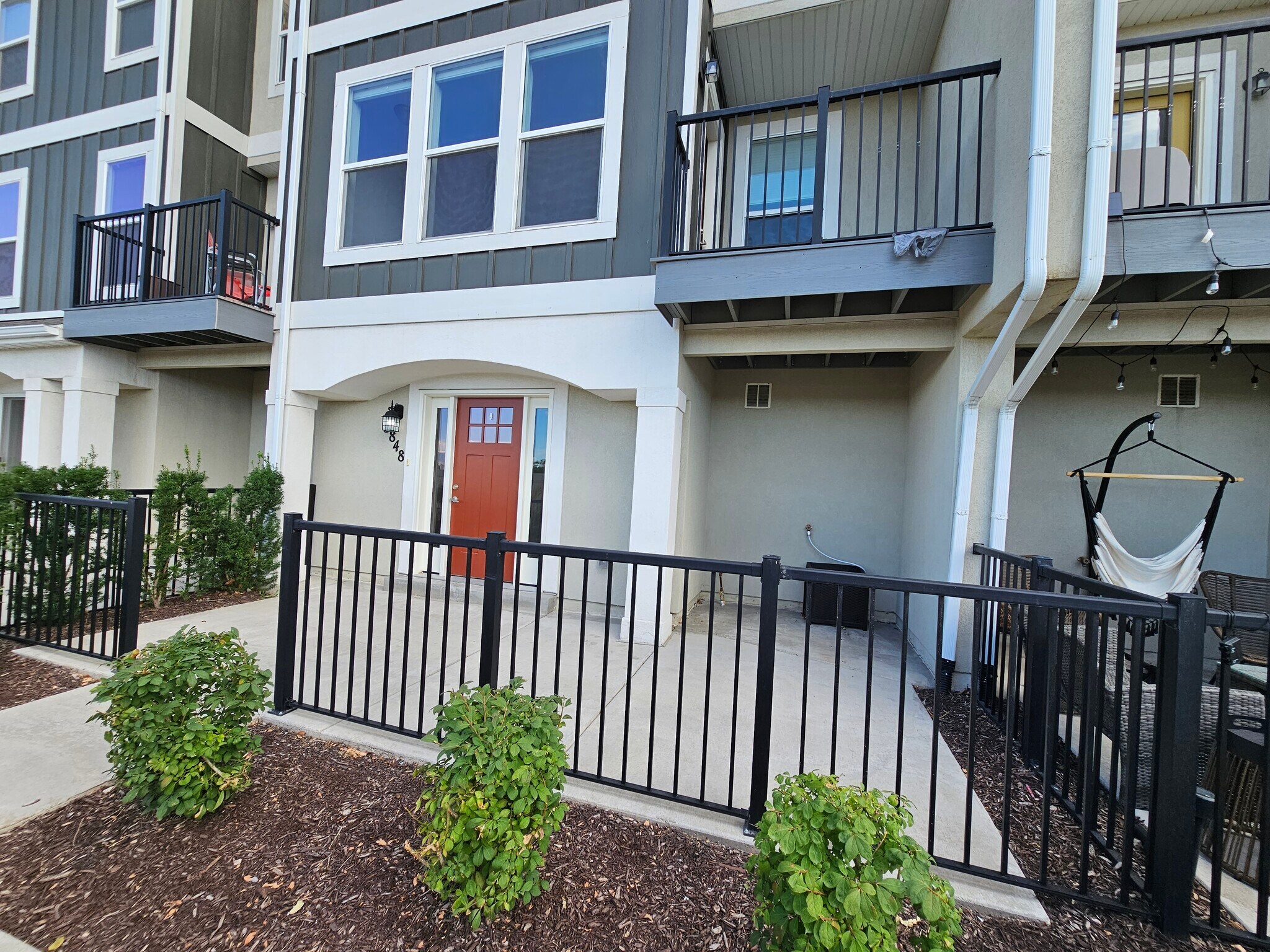 Front of Townhome - 3848 W Kinglassie Ln