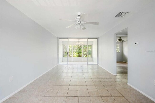 Building Photo - 1433 S Belcher Rd