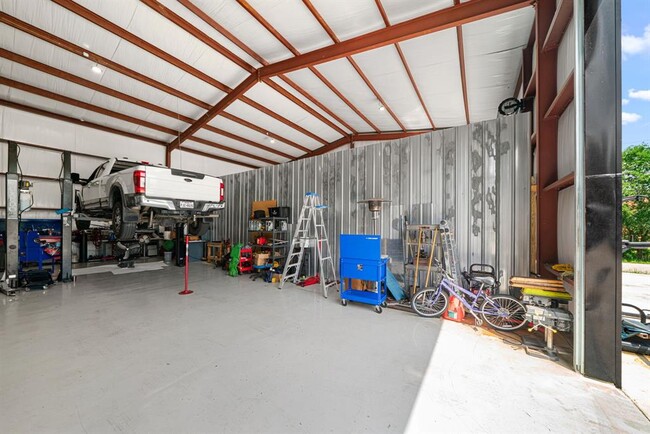 Building Photo - 4008 Farm to Market Rd 723