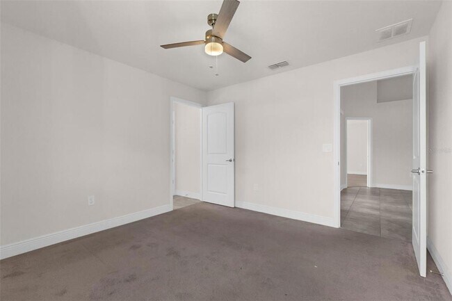 Building Photo - 424 Buchannan Dr