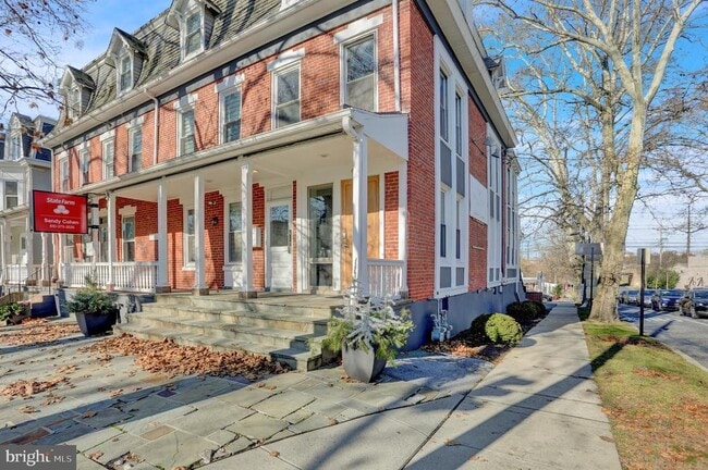 Building Photo - 1201 Penn Ave