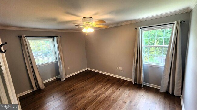 Building Photo - 3702 Blueberry Dr