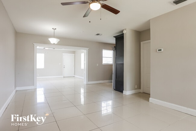 Building Photo - 3460 NW 1st St