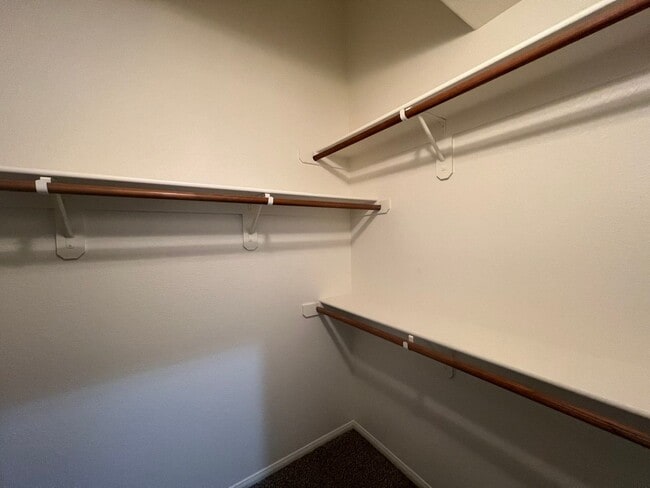 Building Photo - 2 BED / 2 BATH CONDO ON HORIZON RIDGE