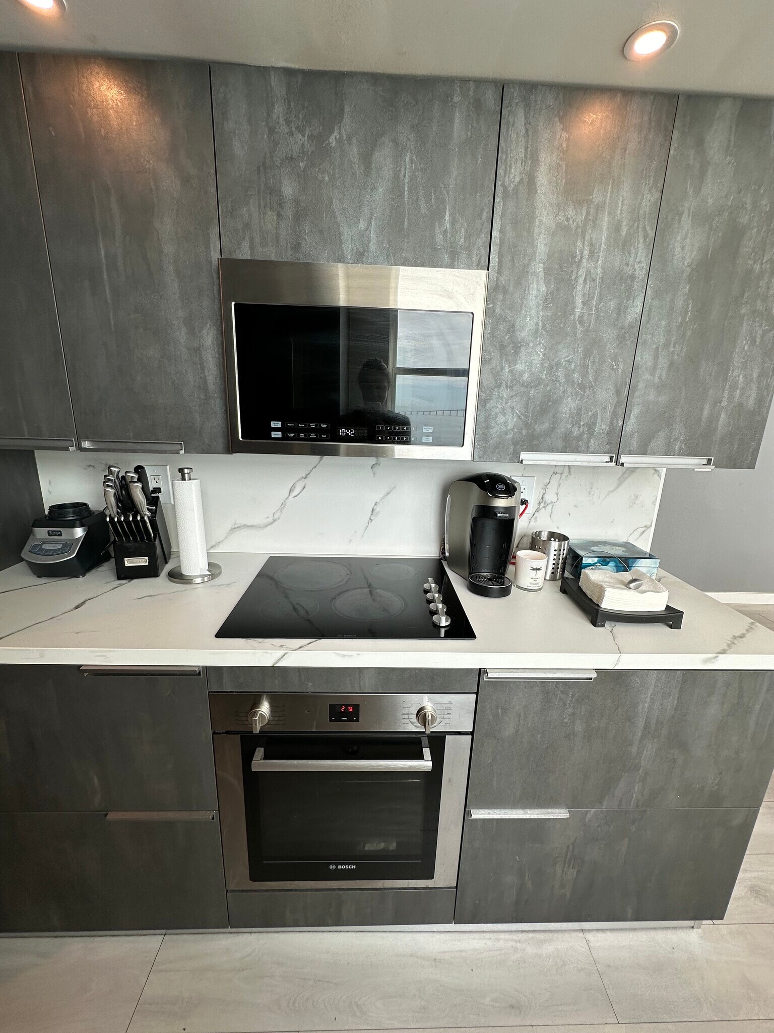 Building Photo - 800 Claughton Island Dr