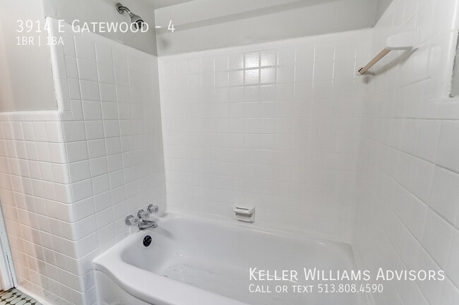 Building Photo - 3914 E Gatewood-4