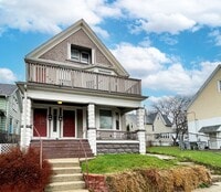 Building Photo - 2214 N Holton St