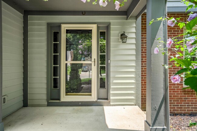 Building Photo - 7652 Cashel Ct
