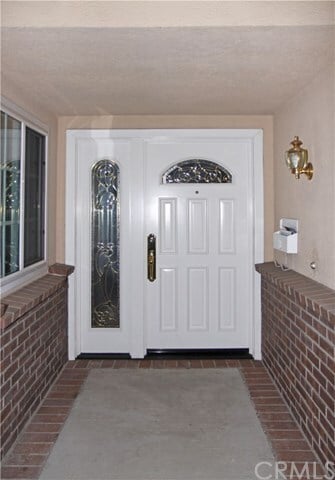 Building Photo - 9225 Talbert Ave