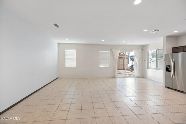 Building Photo - 3124 Via Bella Rosa Ave