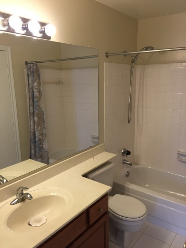 Building Photo - 18502 Boysenberry Dr