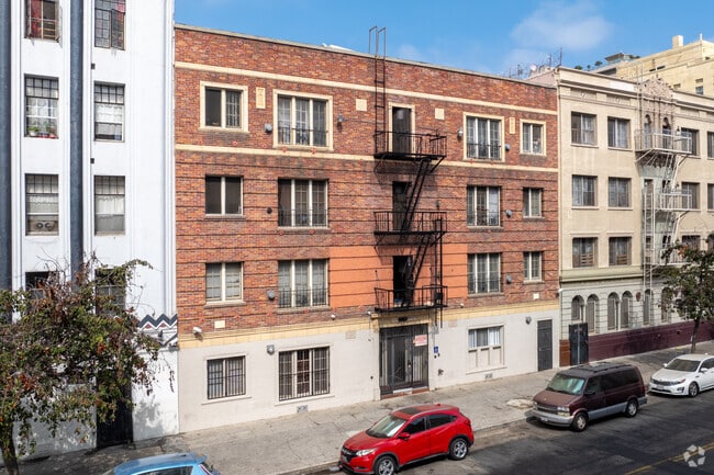 Primary Photo - Normandie