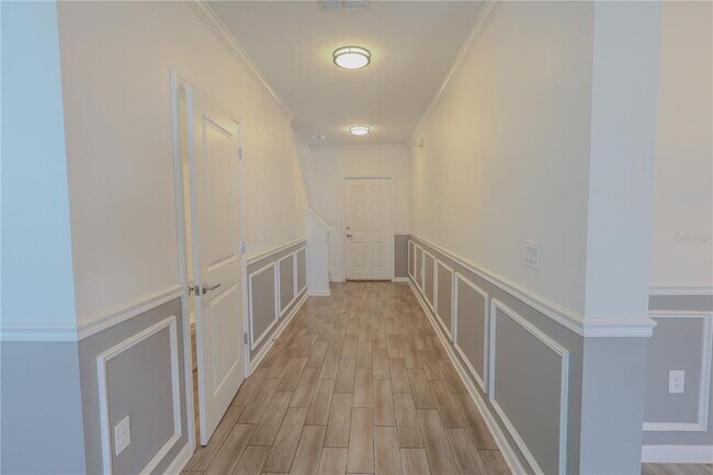 Building Photo - 1821 Heart Lk Dr