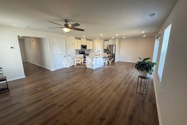 Building Photo - 2802 Legacy Rdg Ln