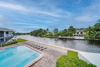 Building Photo - 1814 E Oakland Park Blvd