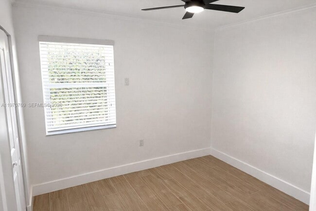 Building Photo - 6416 SW 15th St