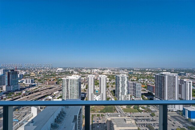 Building Photo - 1400 Biscayne Blvd
