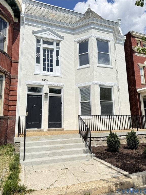Building Photo - 2034 W Grace St