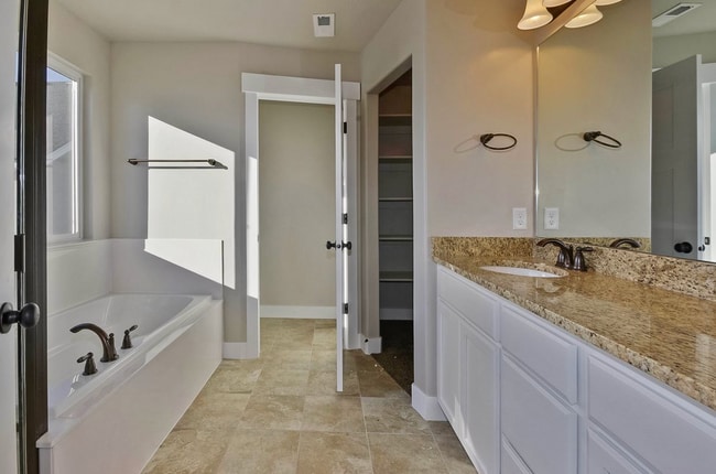 Building Photo - 394 S 730 E