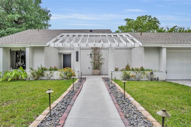 Building Photo - Beautiful Winter Park home