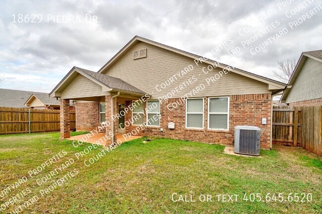 Building Photo - Deer Creek Schools