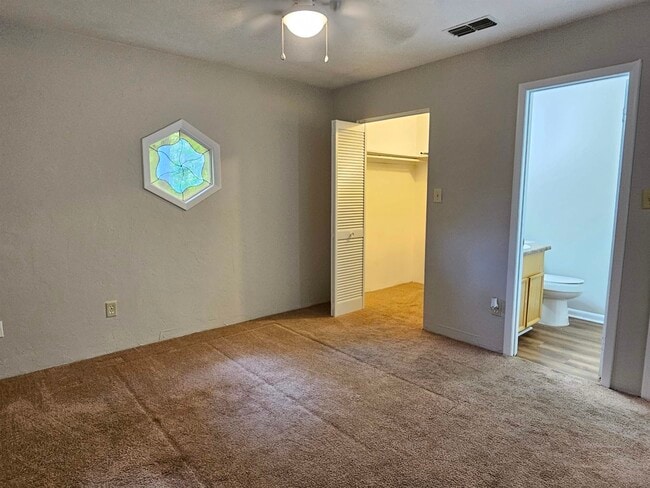 Building Photo - 2985 Woodrich Dr
