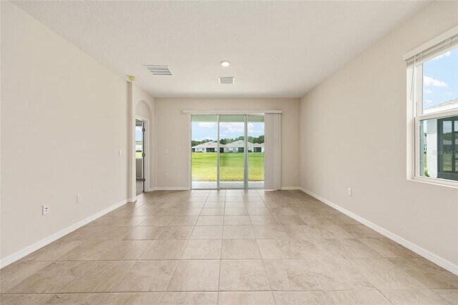 Building Photo - 5253 NW 43rd Ln Rd